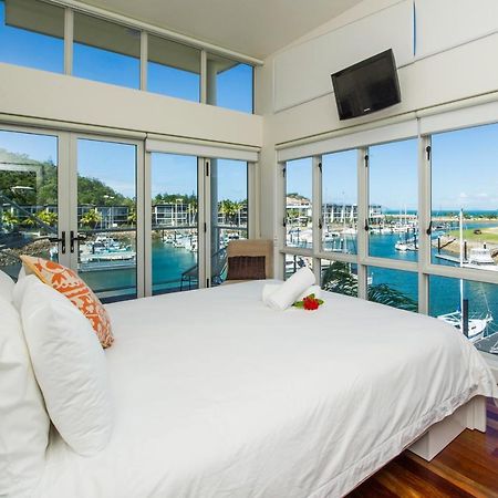 Beachside Magnetic Harbour Apartments Nelly Bay Экстерьер фото