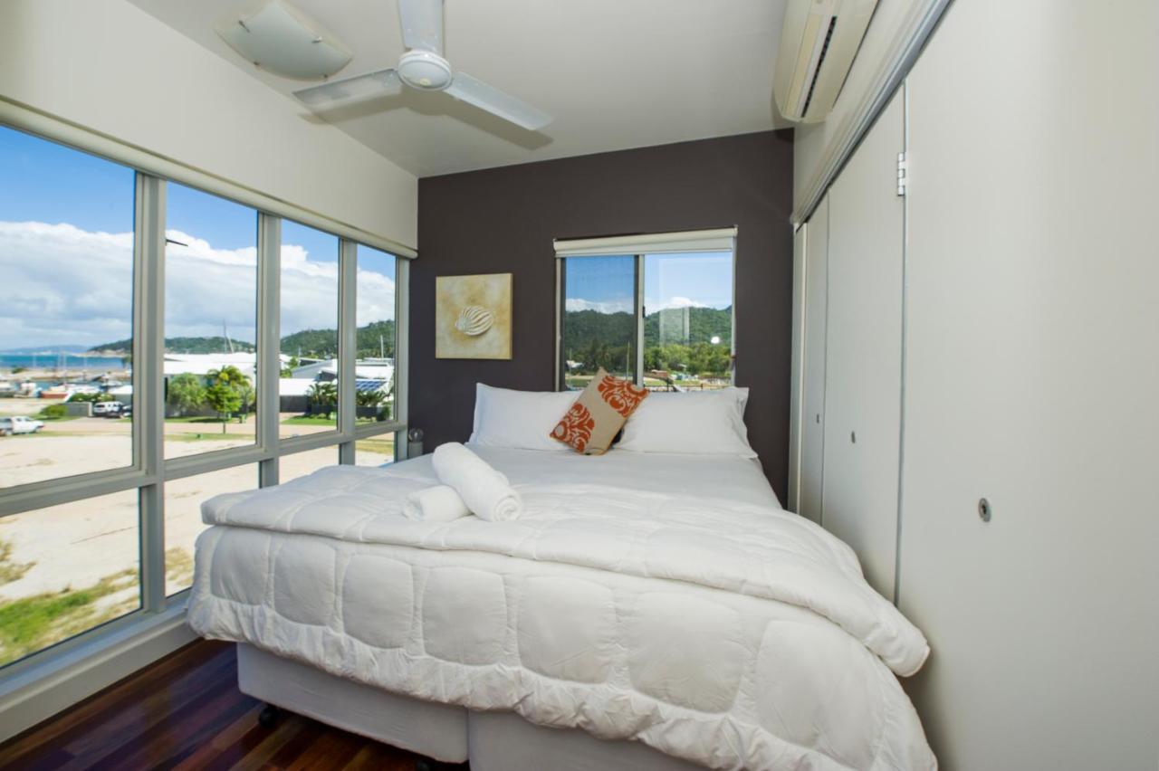 Beachside Magnetic Harbour Apartments Nelly Bay Экстерьер фото