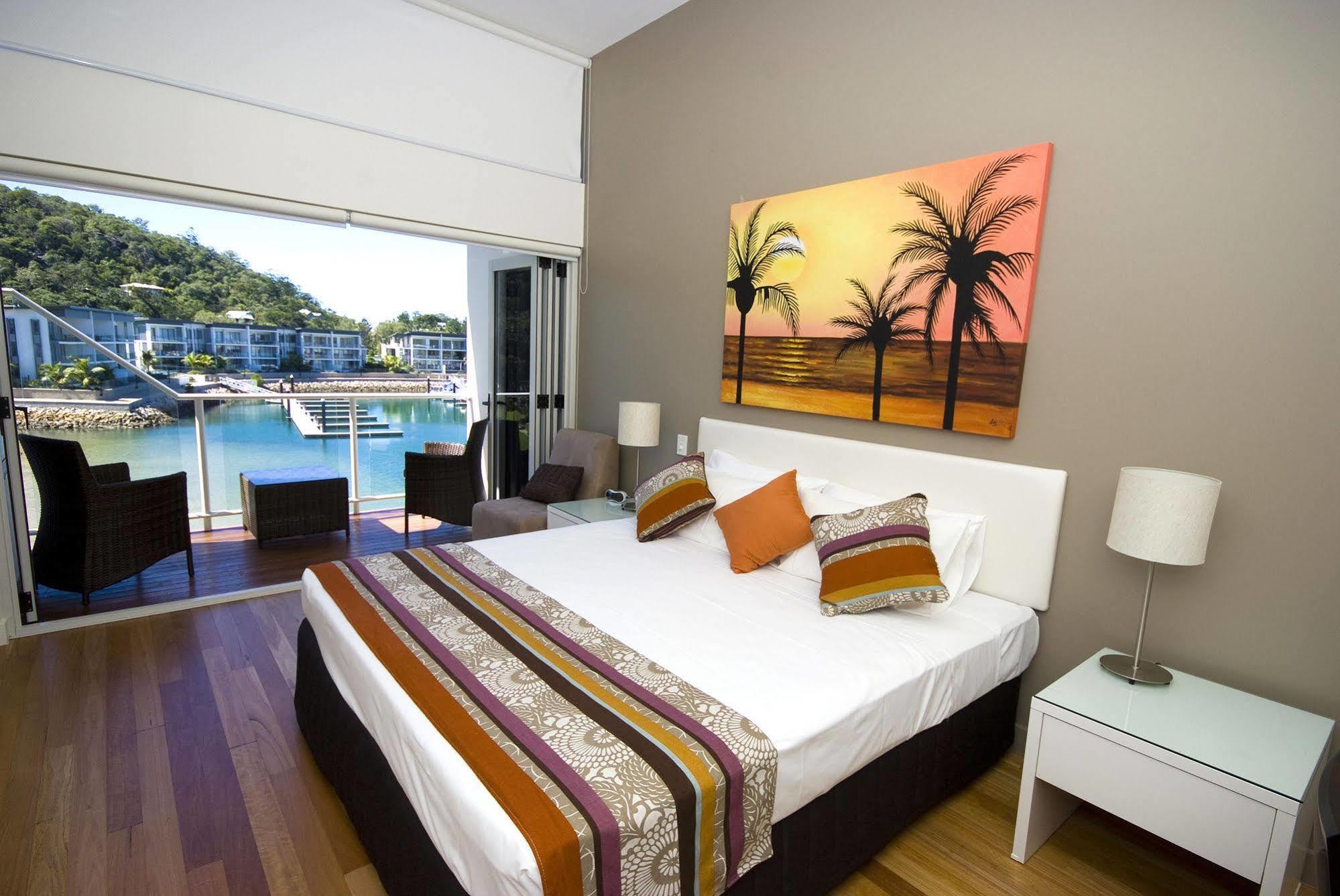 Beachside Magnetic Harbour Apartments Nelly Bay Экстерьер фото