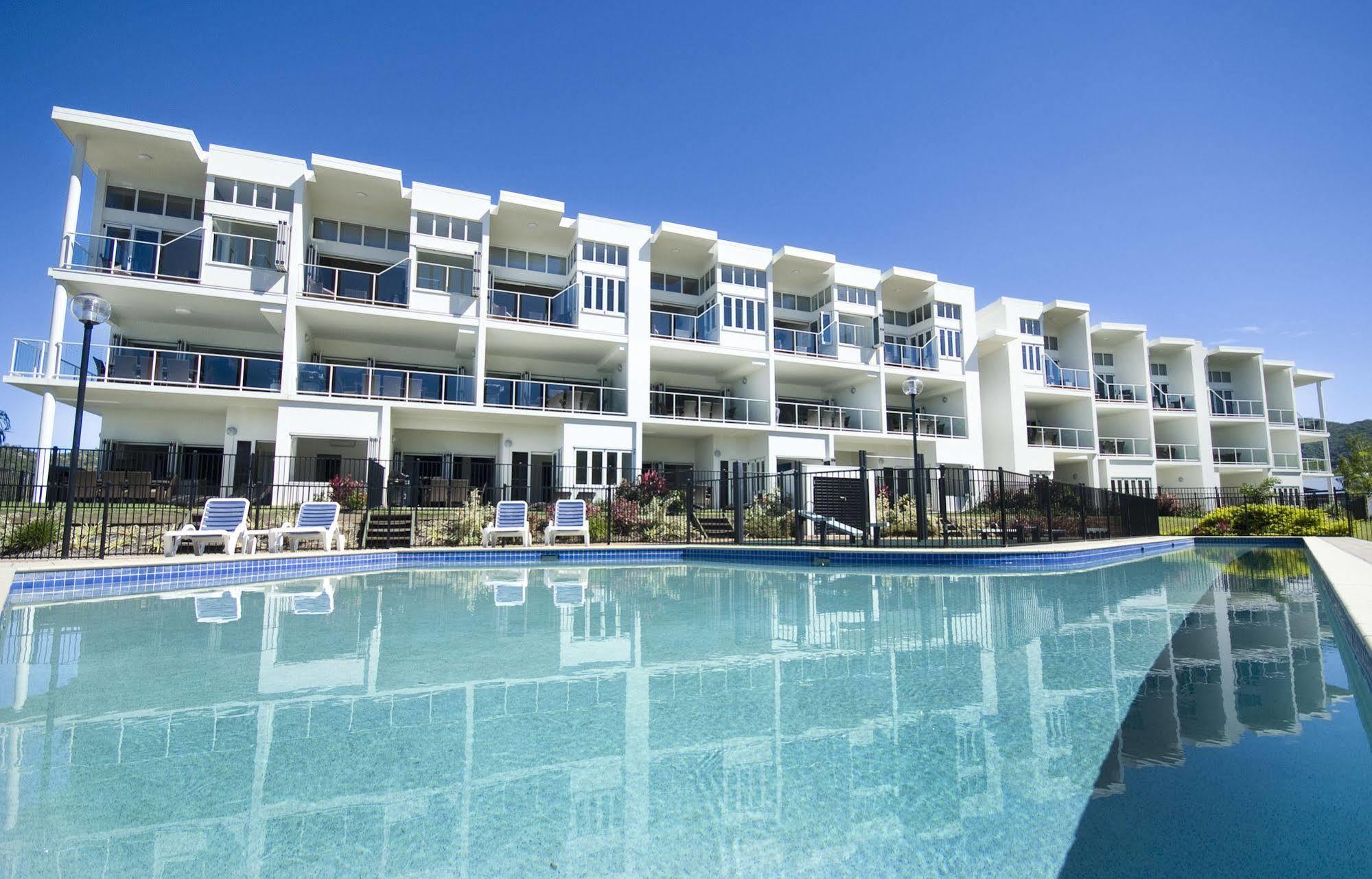 Beachside Magnetic Harbour Apartments Nelly Bay Экстерьер фото
