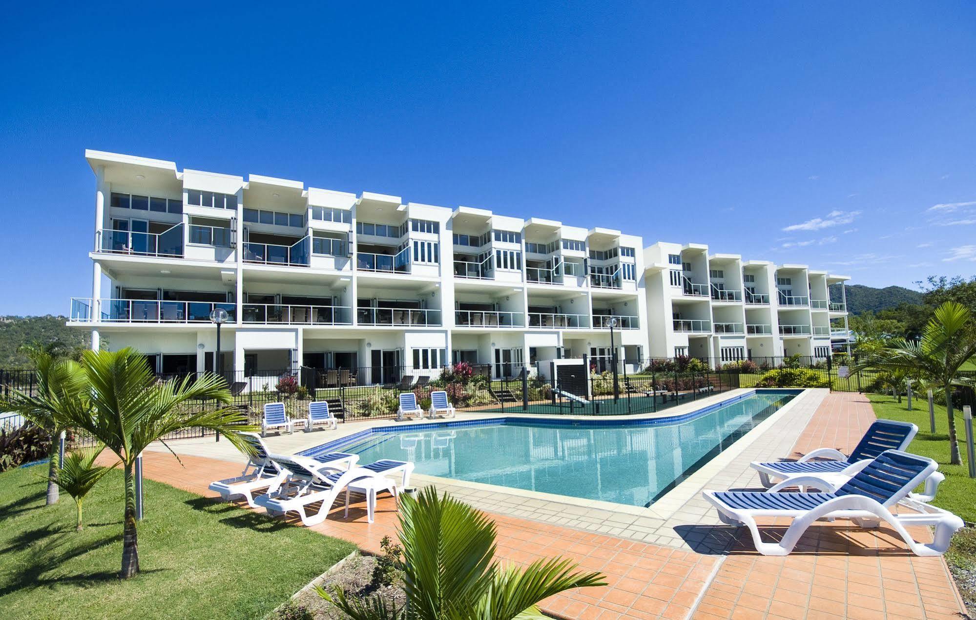 Beachside Magnetic Harbour Apartments Nelly Bay Экстерьер фото